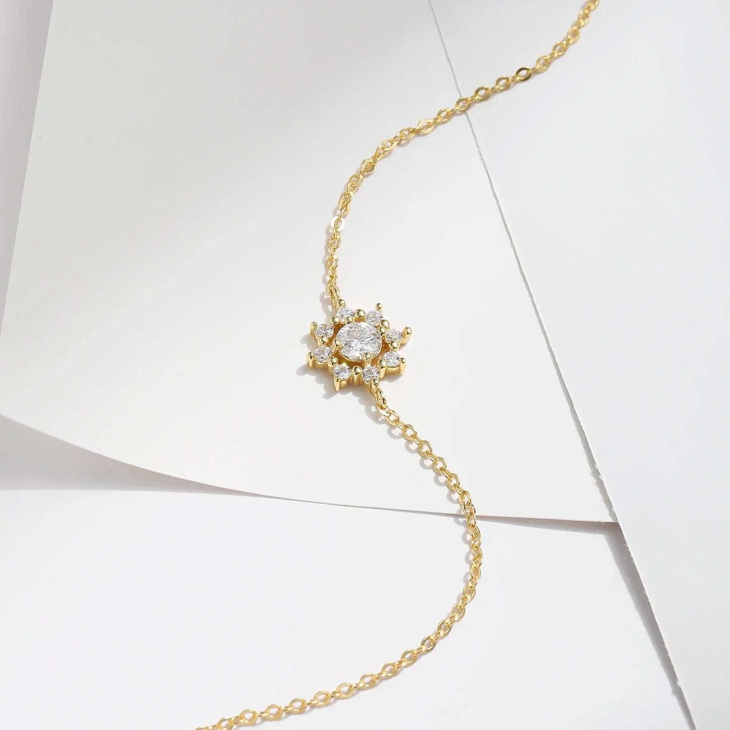 NAVIAN® Sterling Silver Snowflake Chain With Moissanite Gem.