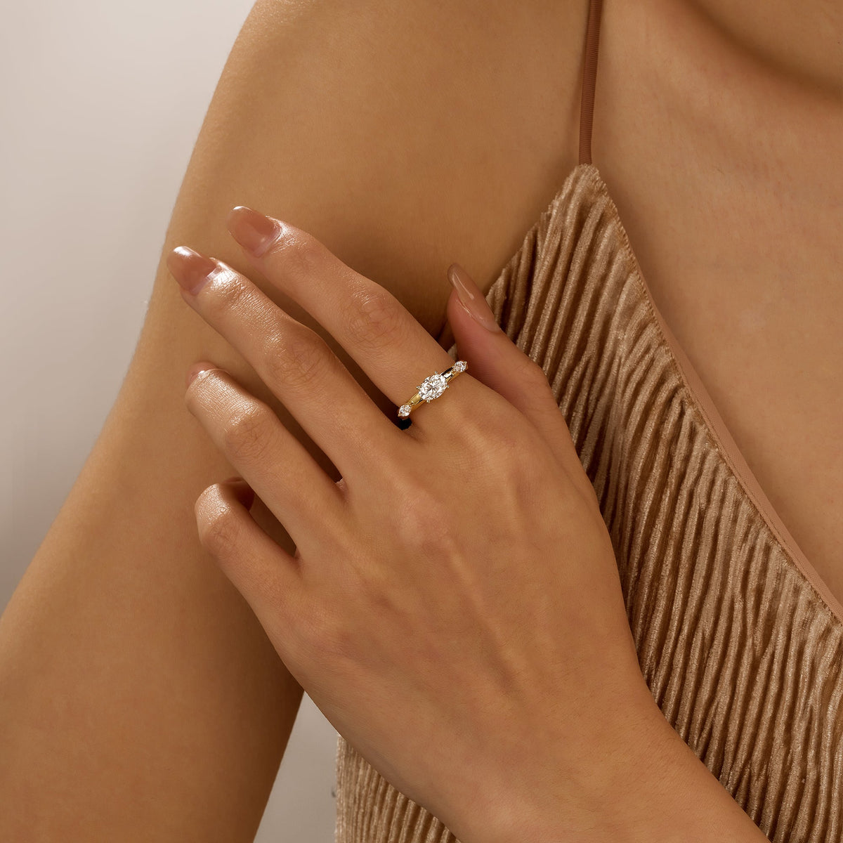 Modern Romance Oval Marquise Moissanite Trilogy Ring - NavianJewelry™