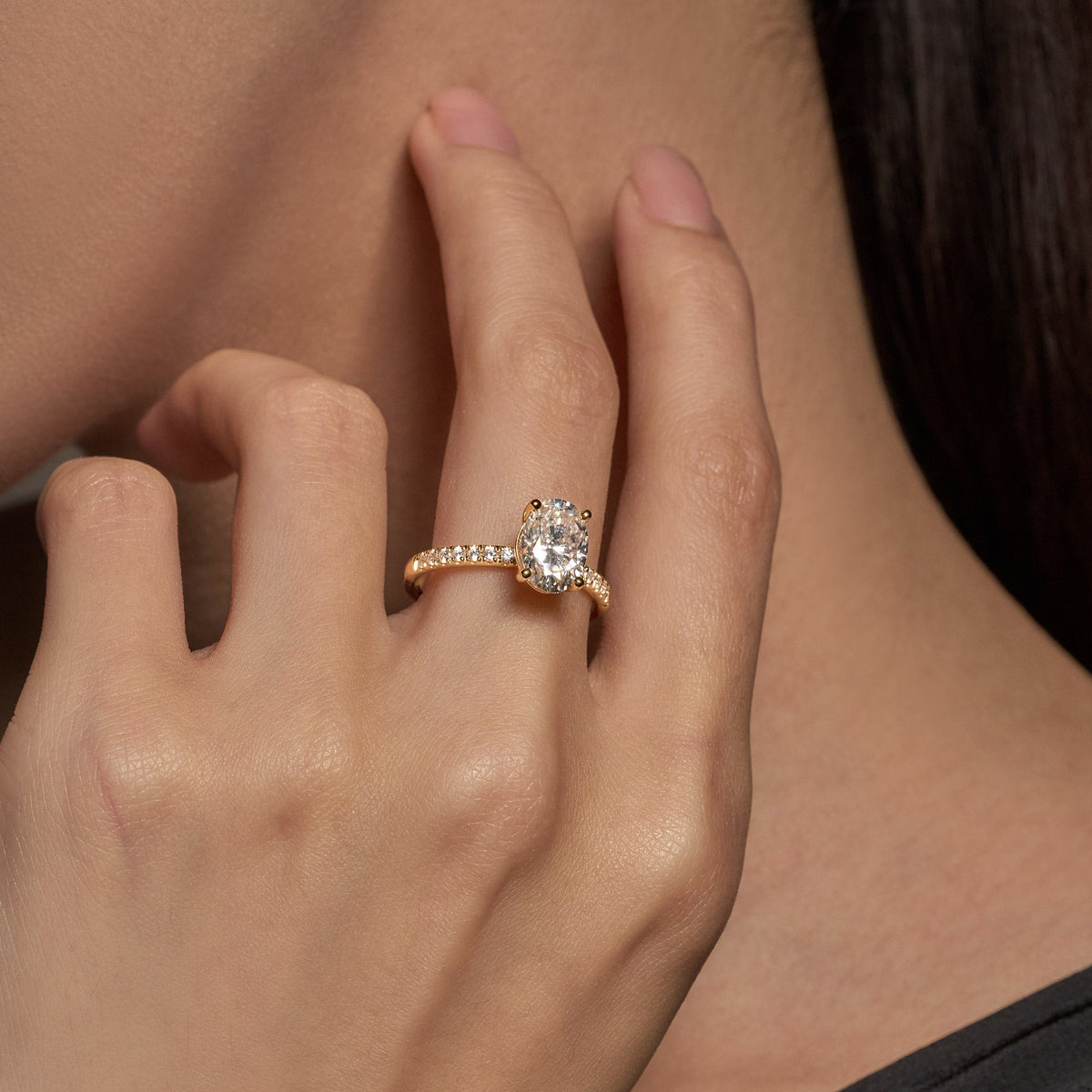 Oval Moissanite Pave Band Ring - NavianJewelry™