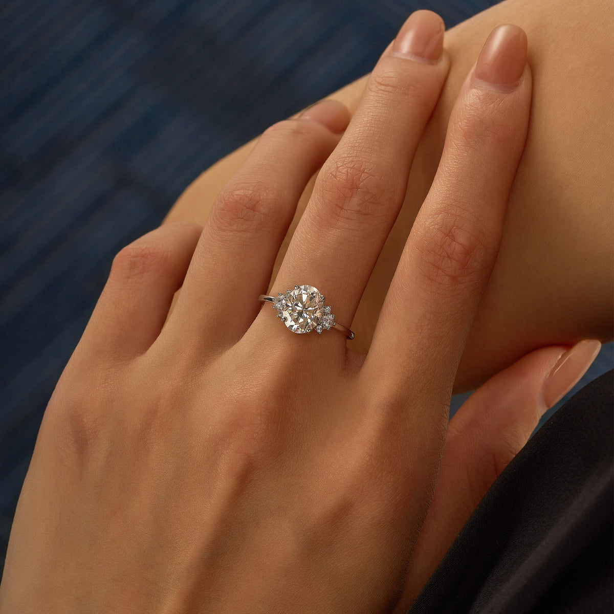 Oval and Round Cut Moissanite Cluster Ring - NavianJewelry™