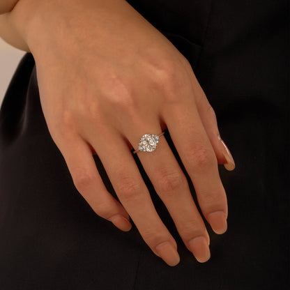 Oval and Round Cut Moissanite Cluster Ring - NavianJewelry™