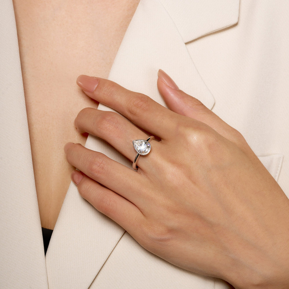 Pear-Shaped Moissanite Bezel Ring - NavianJewelry™