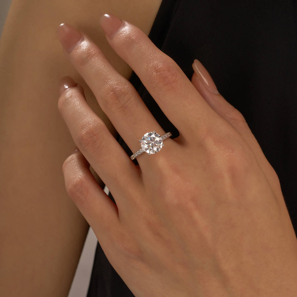 Dazzling Round Moissanite Pave Band Engagement Ring - NavianJewelry™