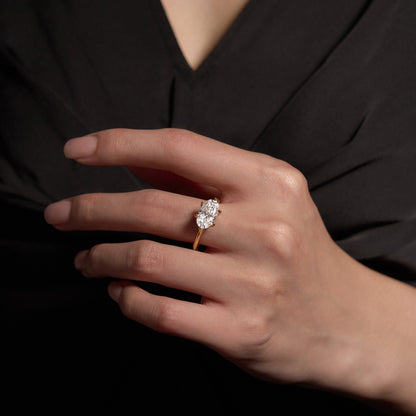 Oval Moissanite East West Engagement Ring - NavianJewelry™