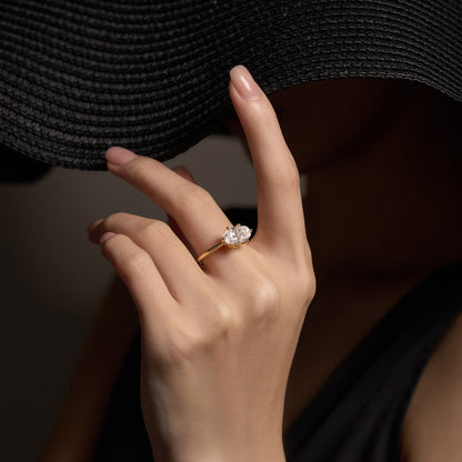Oval Moissanite East West Engagement Ring - NavianJewelry™