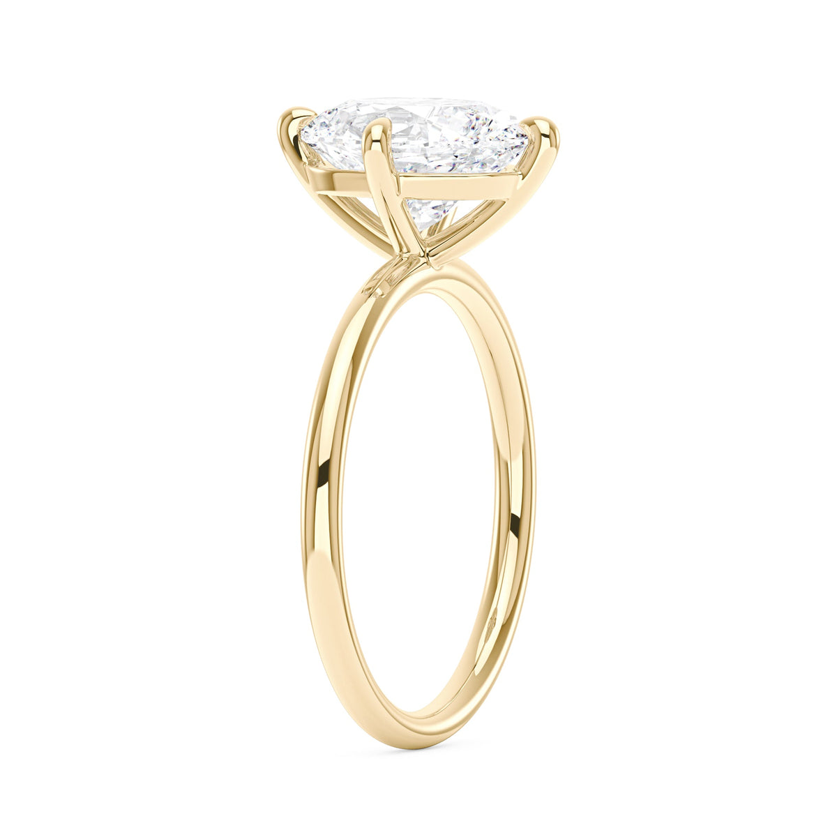 Elongated Oval Moissanite Solitaire Ring - NavianJewelry™