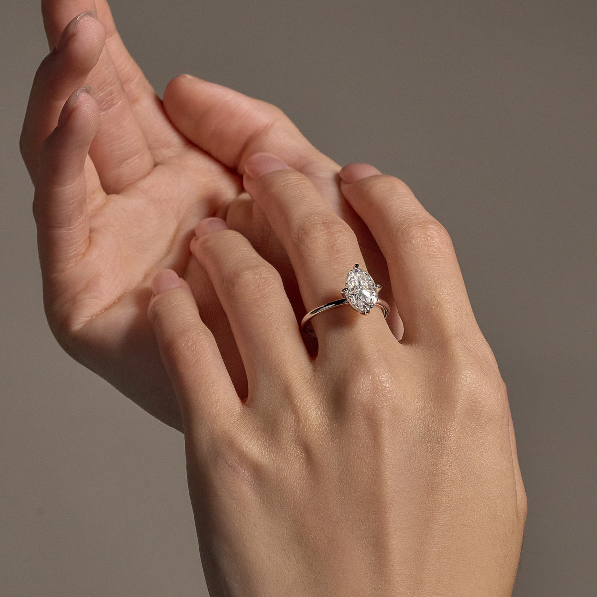Elongated Oval Moissanite Solitaire Ring - NavianJewelry™