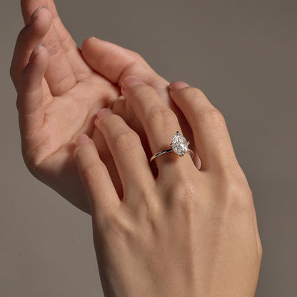 Elongated Oval Moissanite Solitaire Ring - NavianJewelry™
