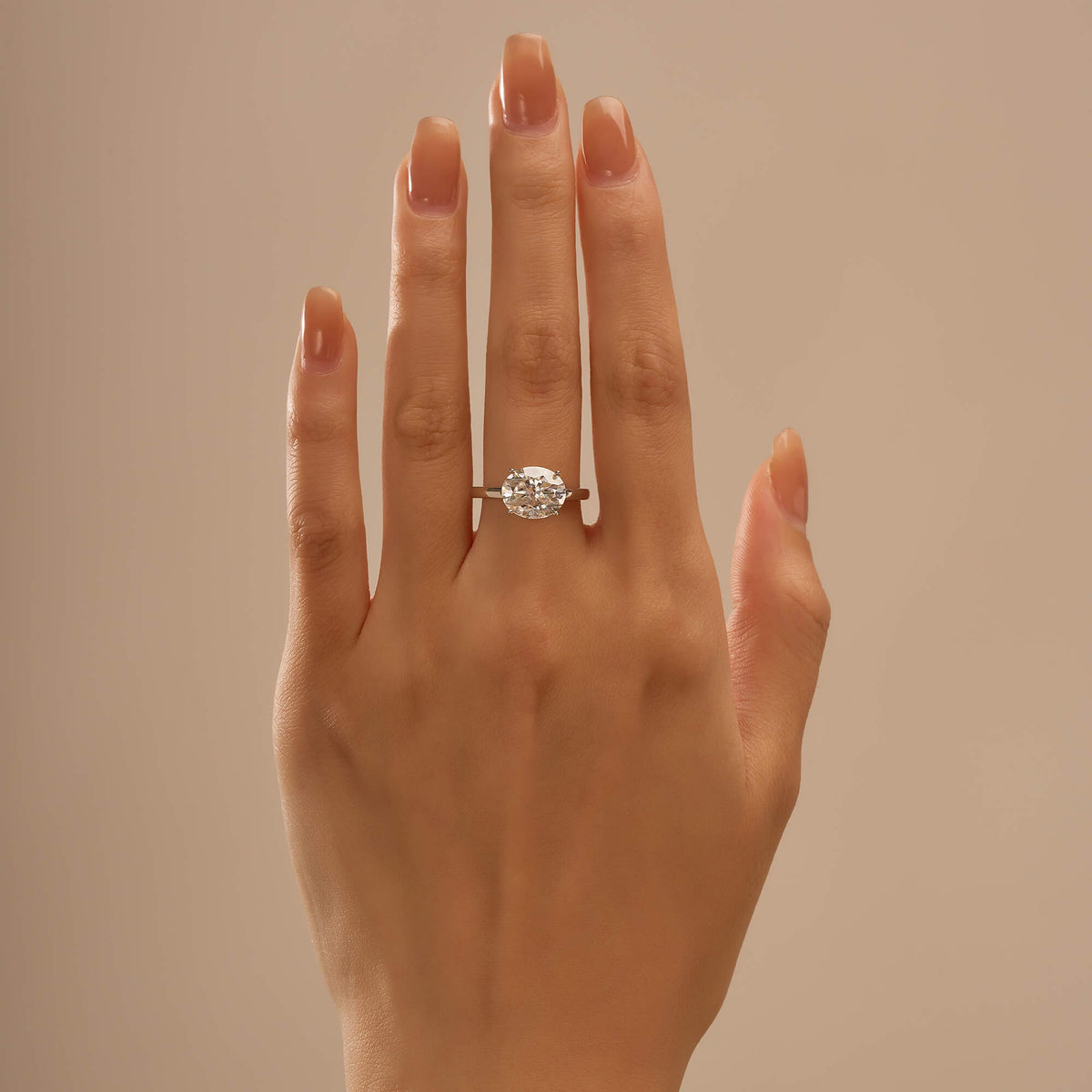 Oval Moissanite Solitaire Engagement Ring - NavianJewelry™