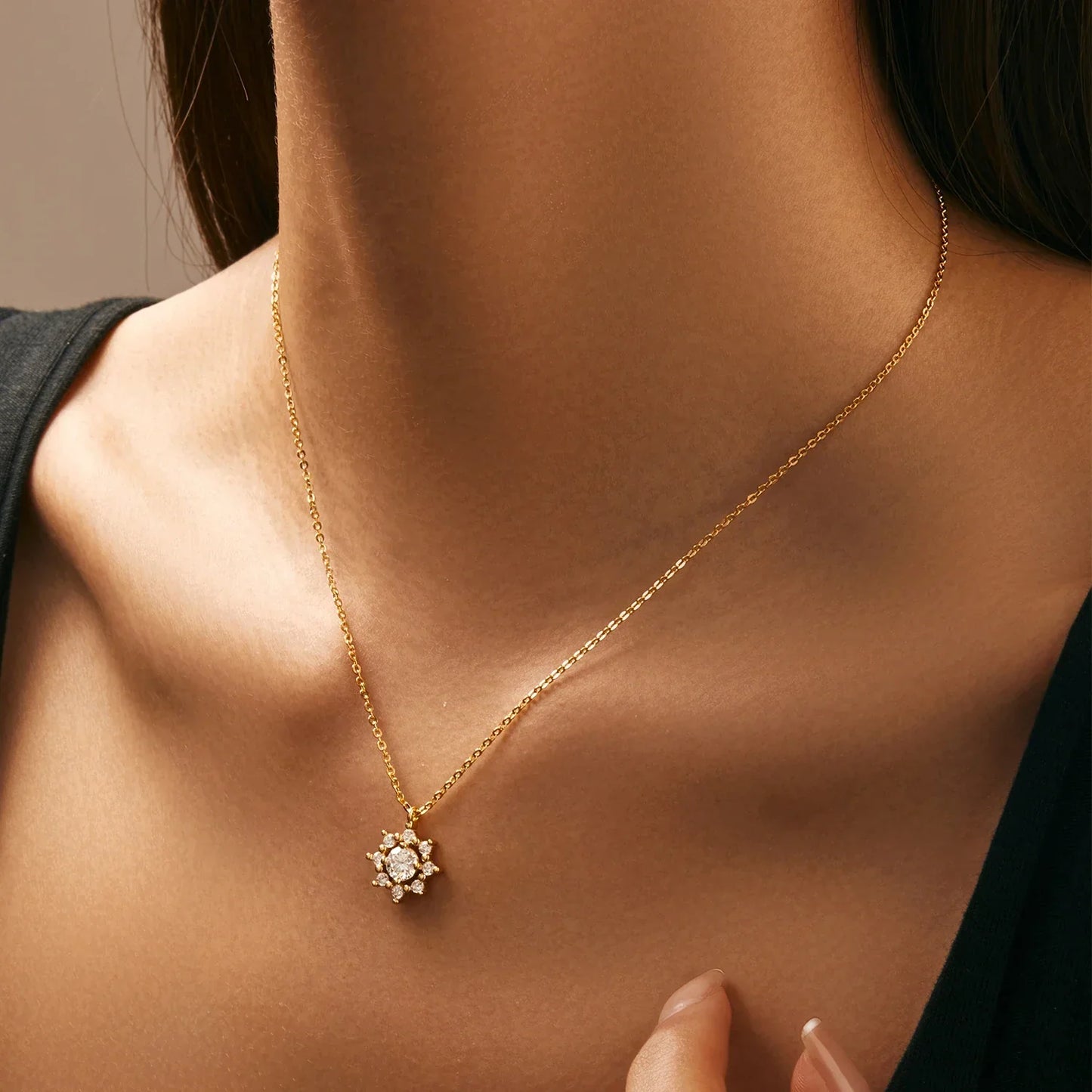 NAVIAN® 0.5 Carat Moissanite Snowflake Necklace