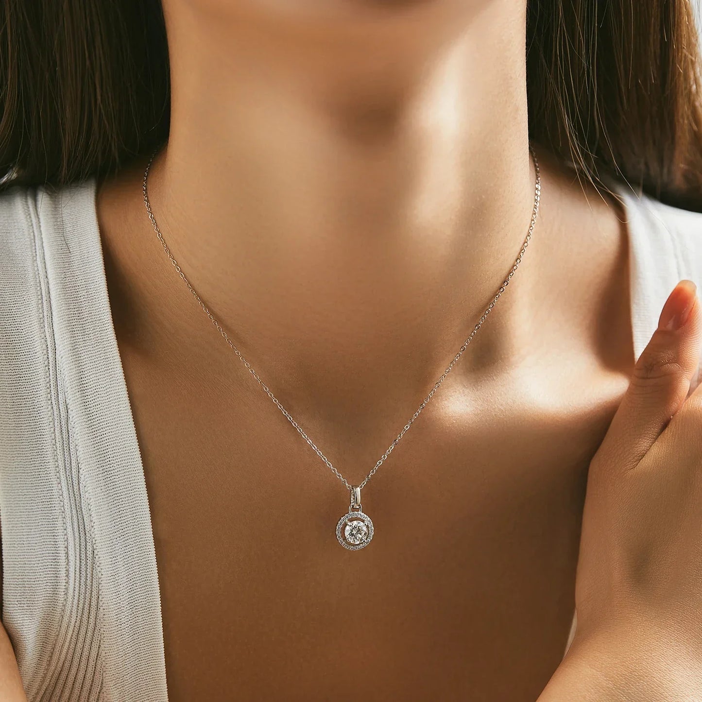 NAVIAN® 1 Carat Moissanite Pendant Necklace