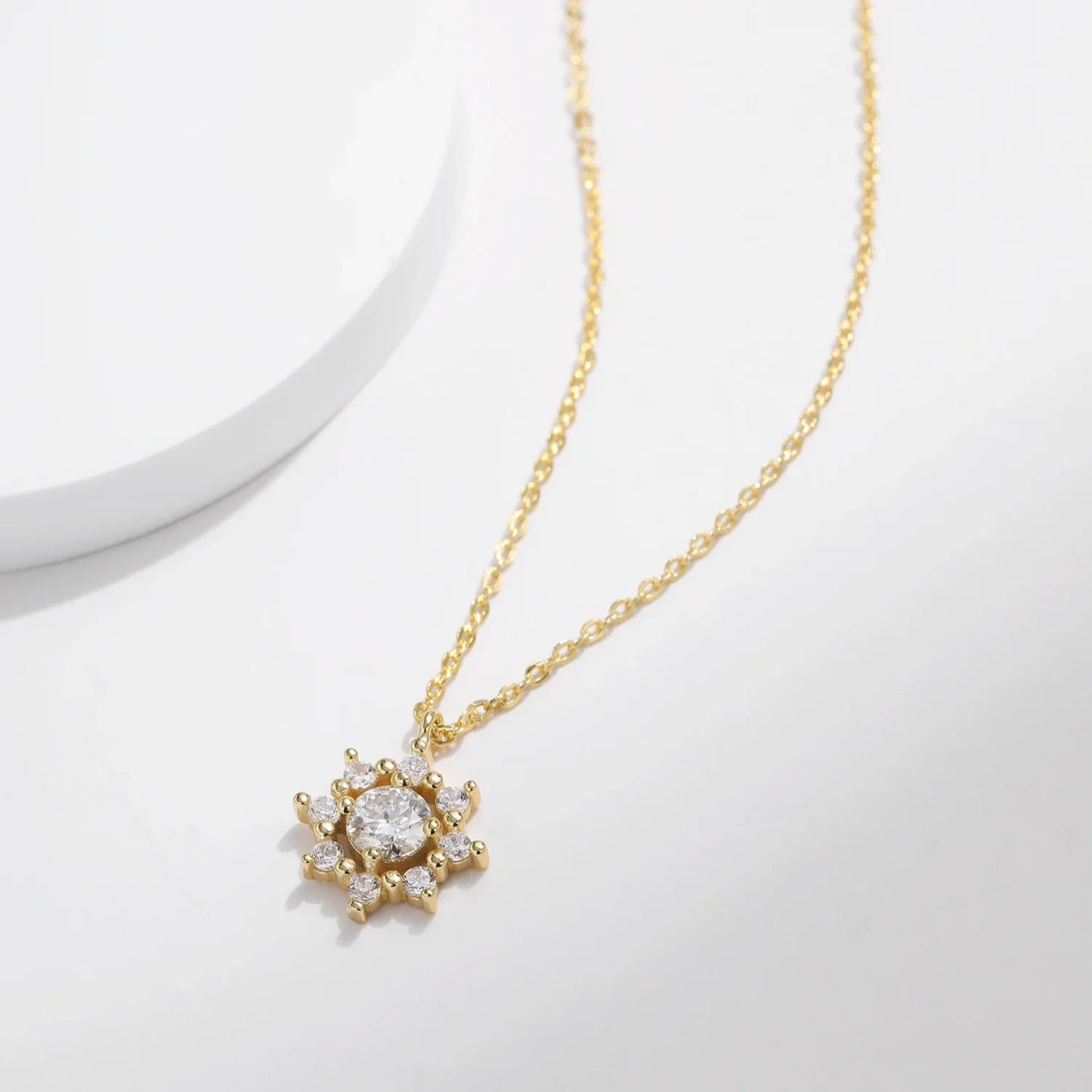 NAVIAN® 0.5 Carat Moissanite Snowflake Necklace