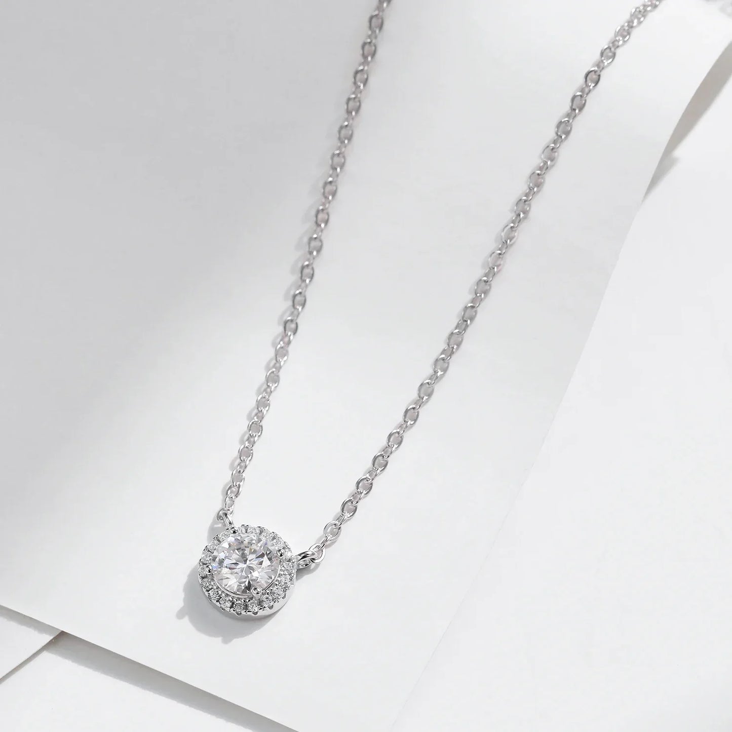 NAVIAN® 0.8 Carat Moissanite Pendant Necklace