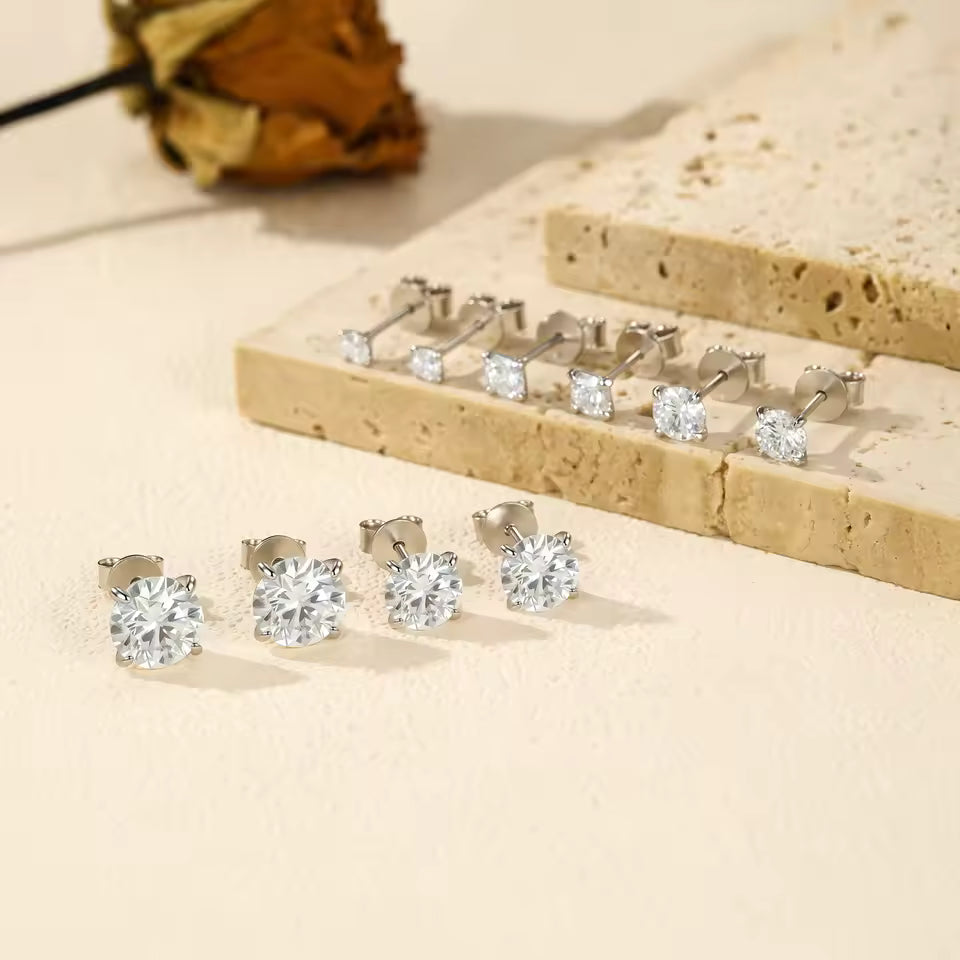 NAVIAN® Moissanite Stud Earrings