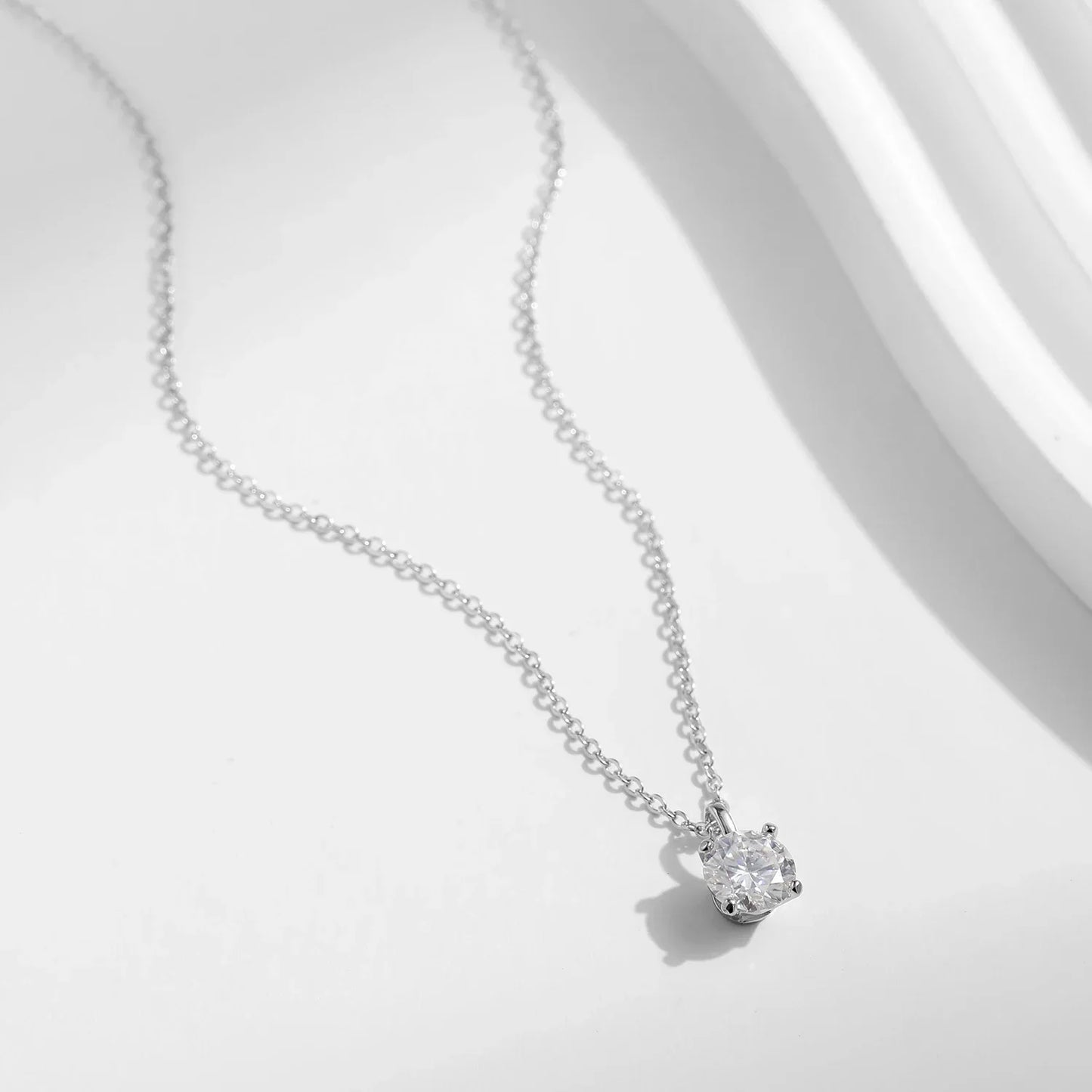 NAVIAN® 1 Carat Prong Setting Moissanite Necklace