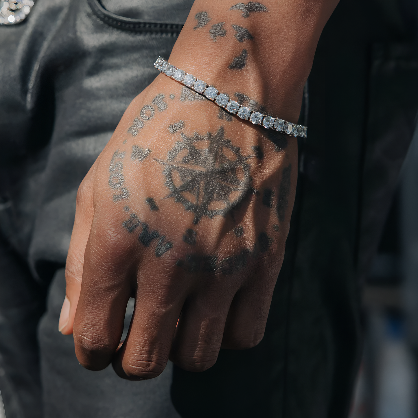 NAVIAN® VVS Tennis Bracelet