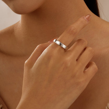 Unisex Modern And Minimalism Polished Wedding Band - NavianJewelry™