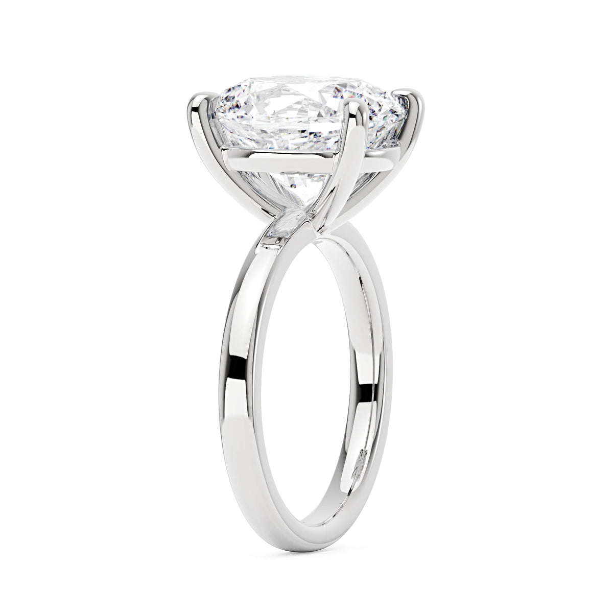 Luminous Oval Cut Moissanite Solitaire Ring - NavianJewelry™