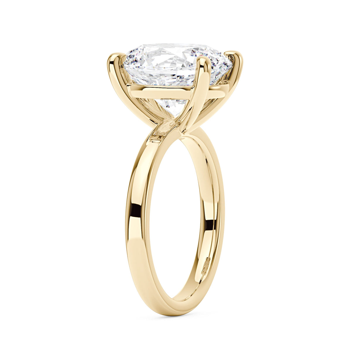 Luminous Oval Cut Moissanite Solitaire Ring - NavianJewelry™