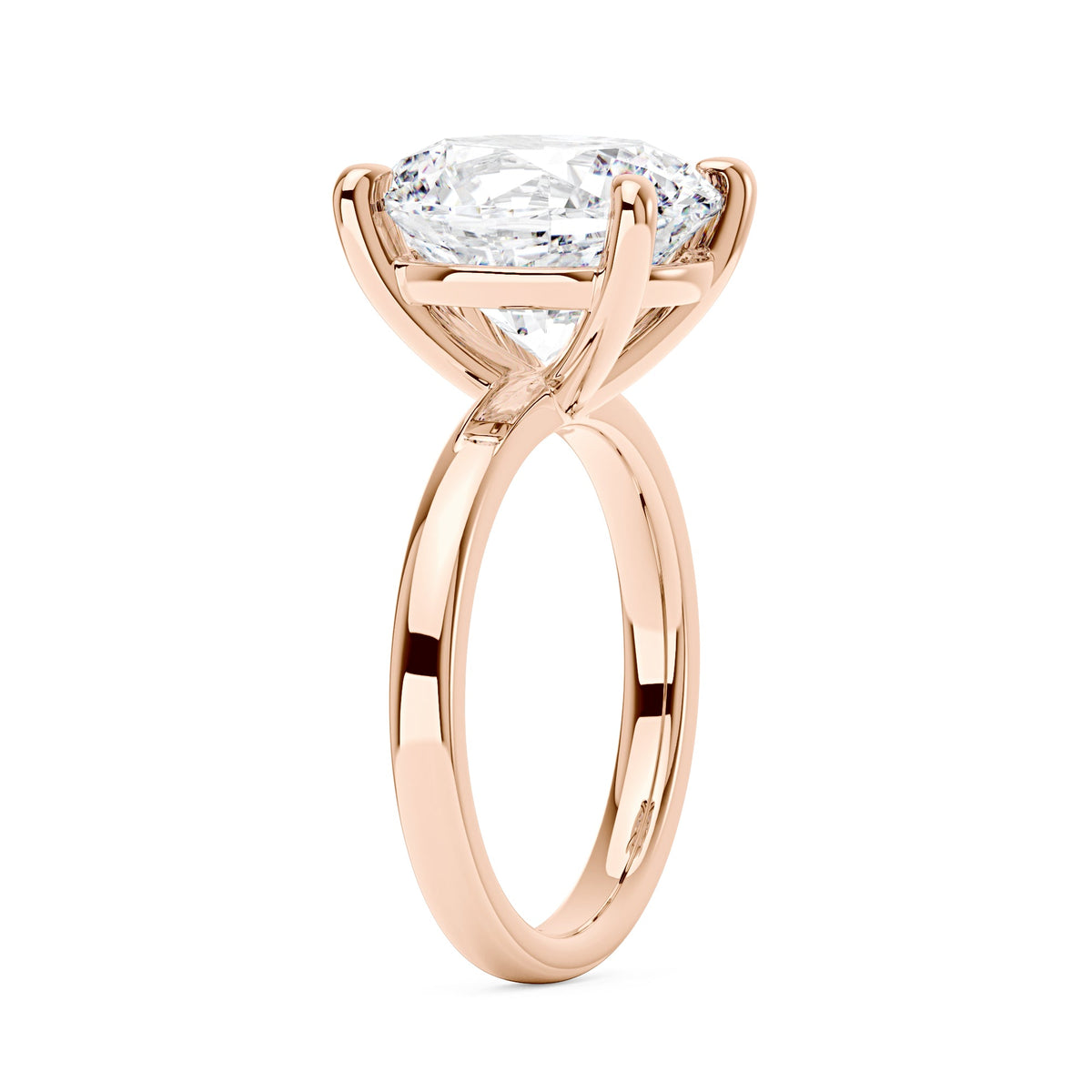 Luminous Oval Cut Moissanite Solitaire Ring - NavianJewelry™