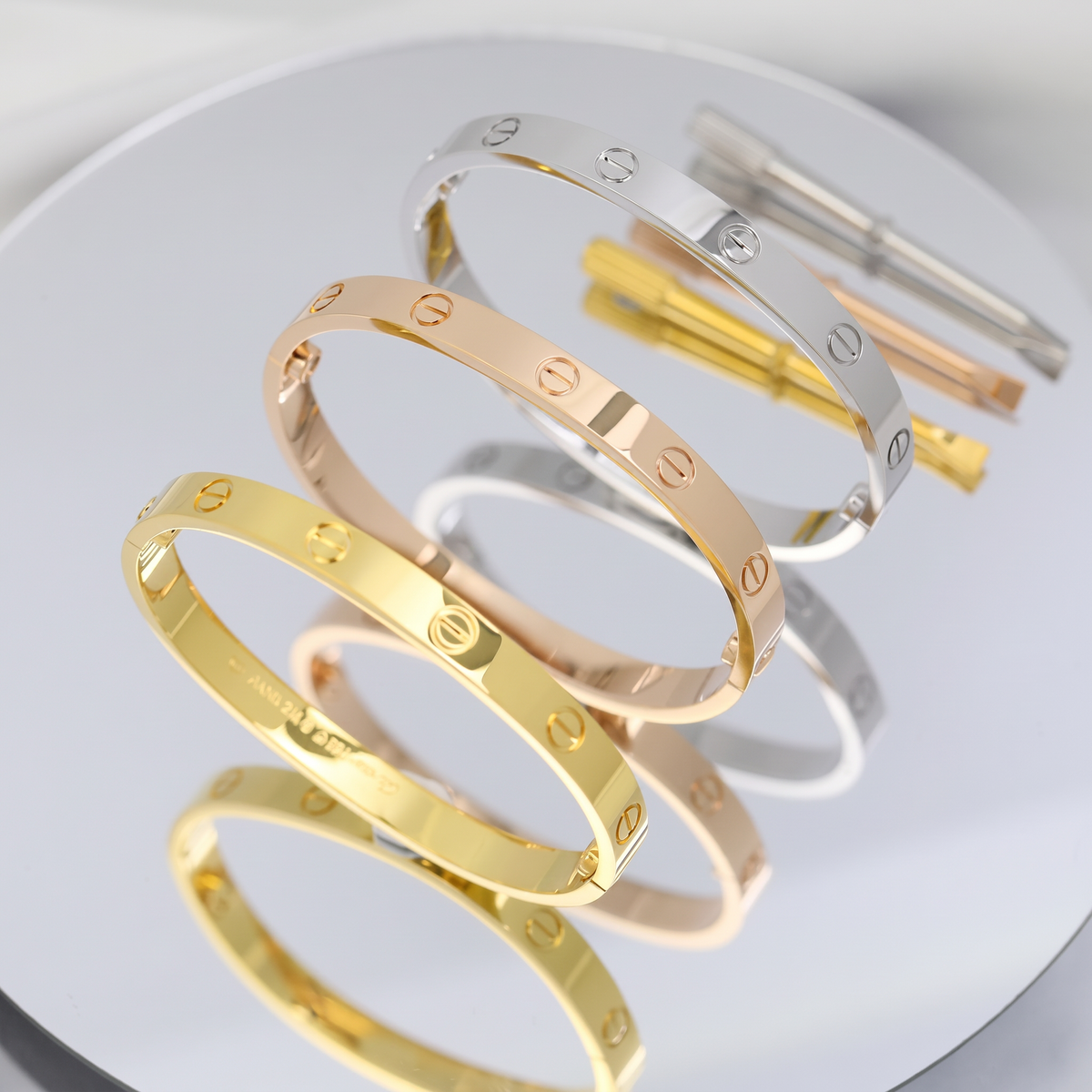 18K Celestial Love Bracelet - NavianJewelry™
