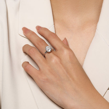 Minimalist Oval Cut Engagement Bezel Ring - NavianJewelry™