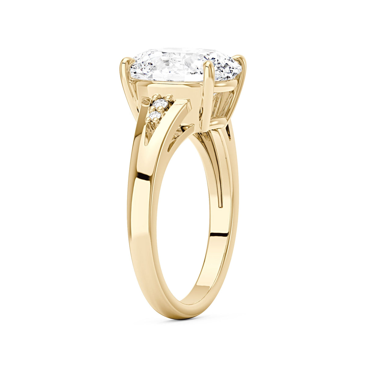 Oval Moissanite Side Accent Engagement Ring - NavianJewelry™