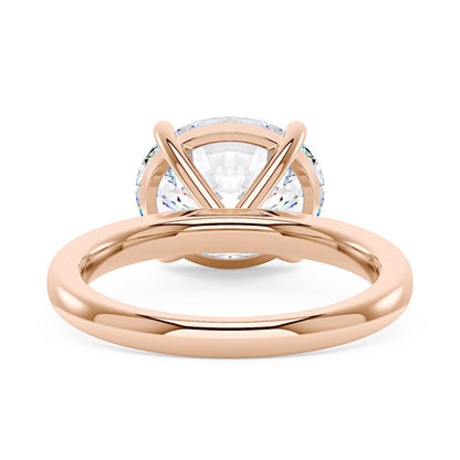 Oval Moissanite Solitaire Engagement Ring - NavianJewelry™