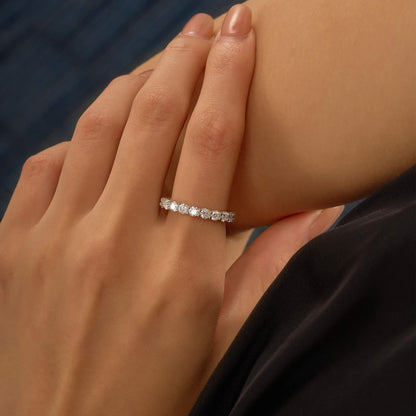 Round Cut Full Eternity Wedding Ring - NavianJewelry™
